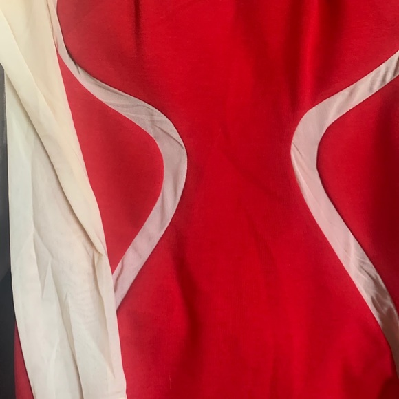 Red dress - Picture 6 of 6